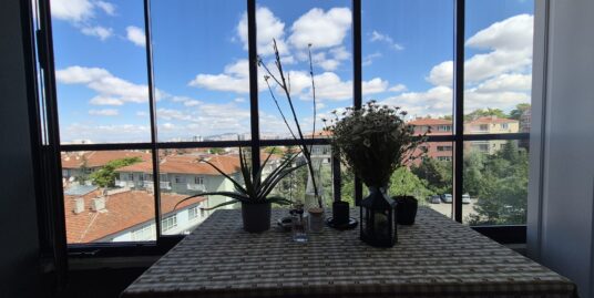 3+1 FURNISHED TERRACED APARTMENT WİTH NİCE VİEW  İN KAVAKLIDERE